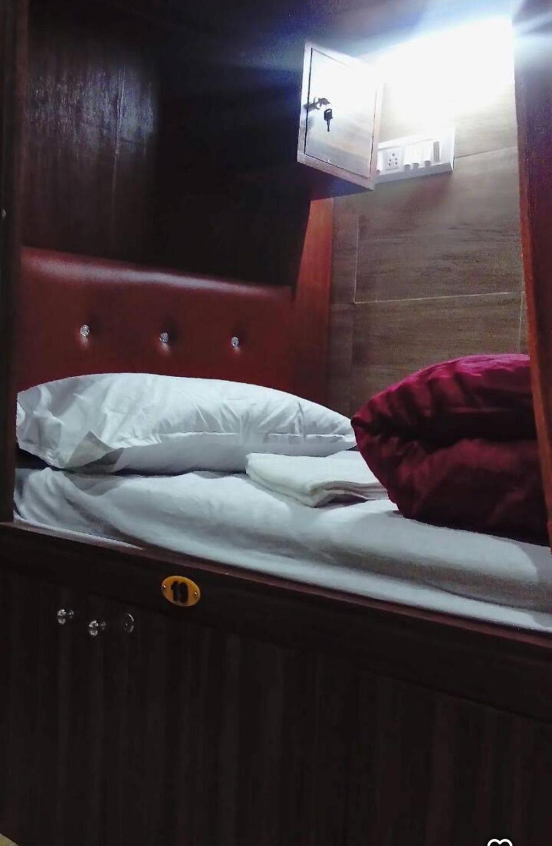 Unibed Dormitory 뭄바이 외부 사진