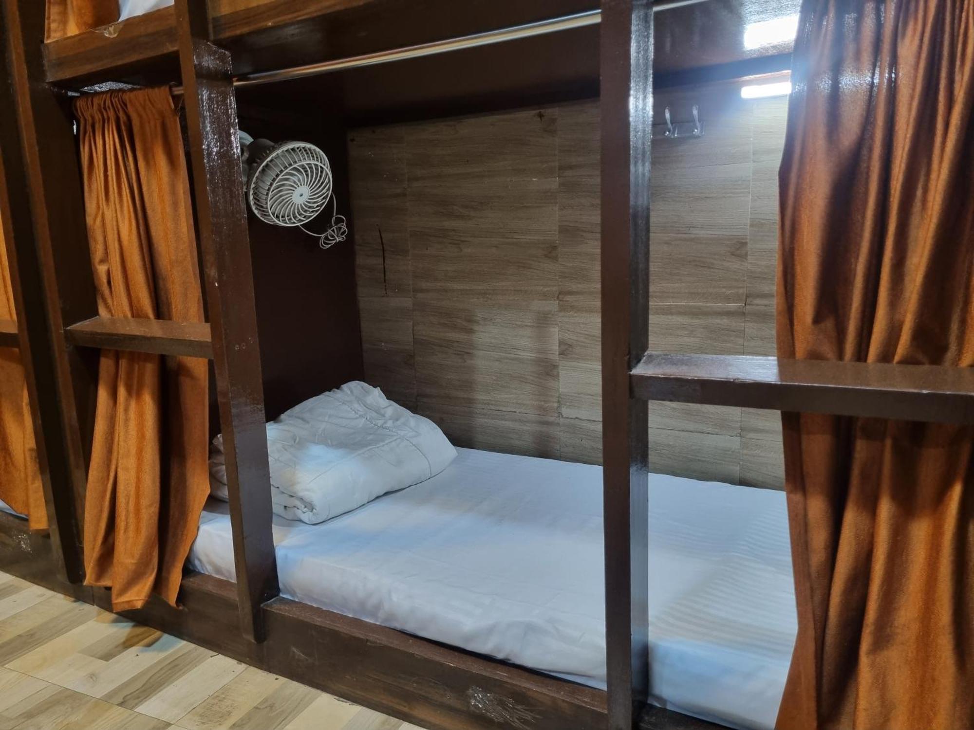 Unibed Dormitory 뭄바이 외부 사진